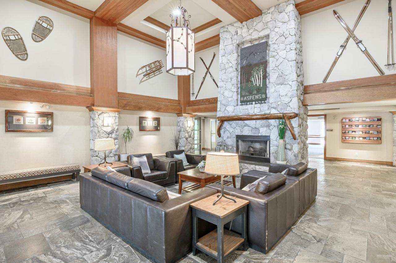 The Best Ski-In/Ski-Out At The Aspens Whistler Exterior photo